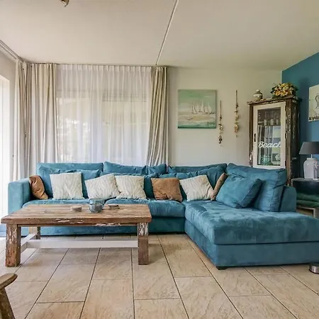 Regina - Juliana Aan Zee Apartment