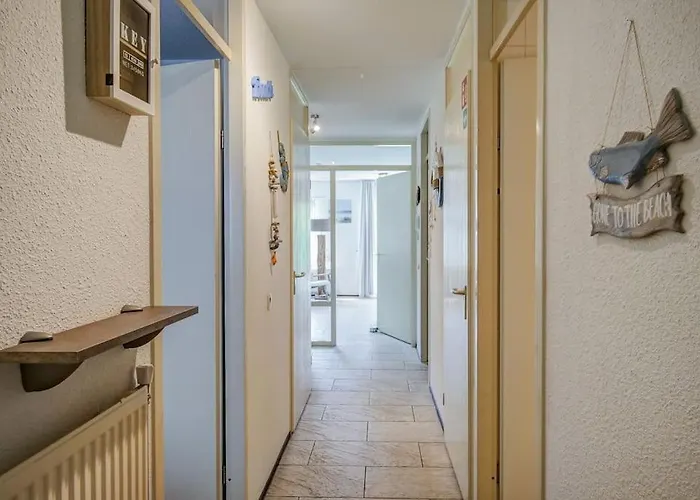 Regina - Juliana Aan Zee Apartament *